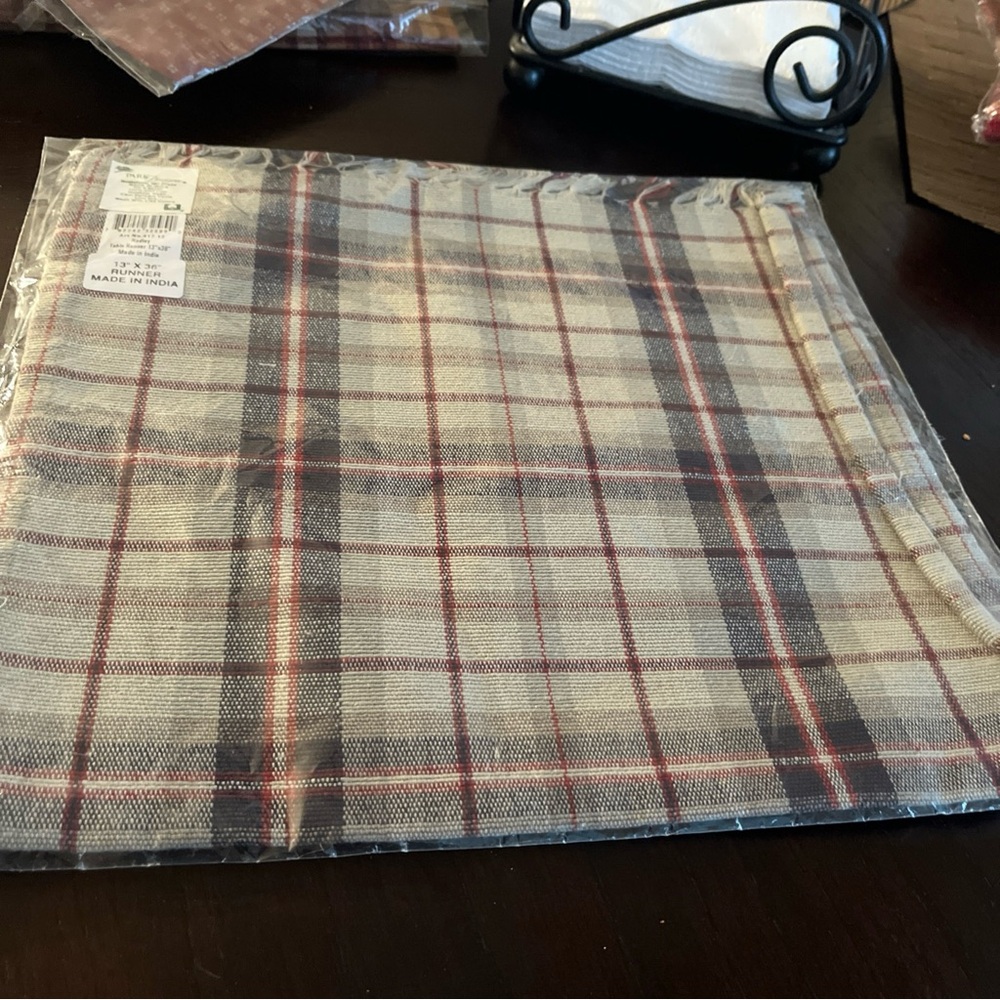 Park designs Hadley  Dining Table Linen 13x36 new